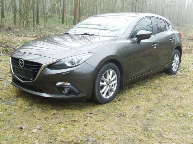 Mazda 3 bm alkatrszek 2.2 dizel skyactiv 2013 tl