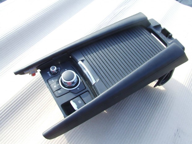Mazda 3 bm/bn közép box navi vezérlő kapcsoló 2016-2018 ig
