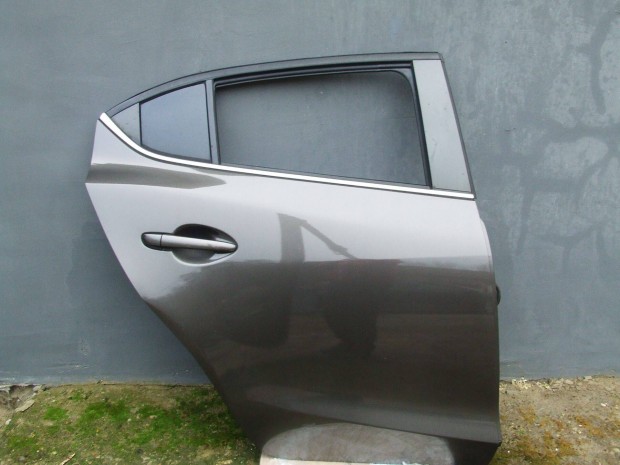 Mazda 3 bm jobb hátsó ajtó kompletten 2013-2018 ig
