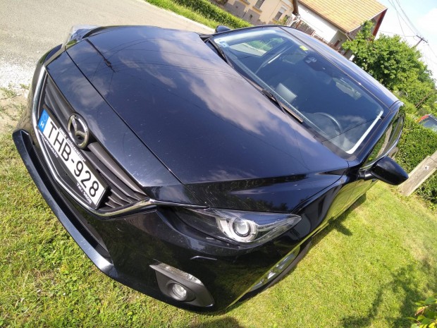 Mazda 3 elad�