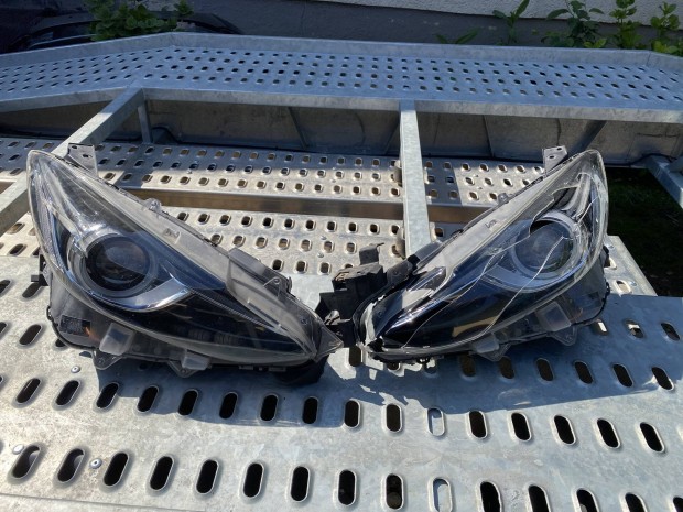 Mazda 3 jobb bal els xenon led lmpa 