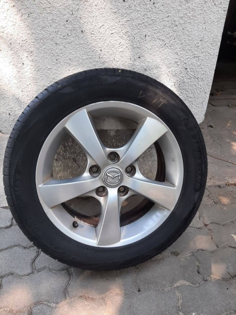 Mazda 3 knnyfm felni nyri gumi kerk