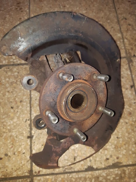 Mazda 5 05-10 Bal Első Csonkállvány Kerékaggyal + ABS Jeladó