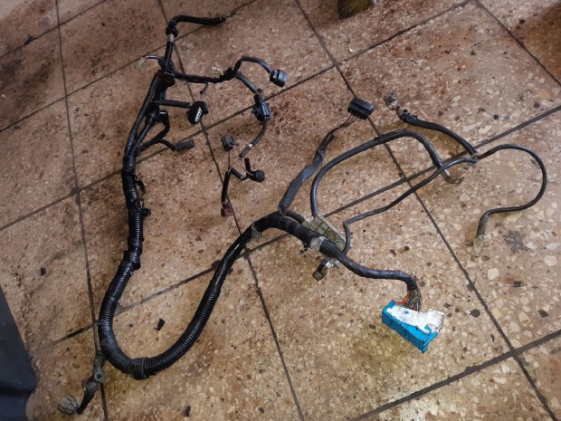 Mazda 5 05-10 Motor Kábelköteg