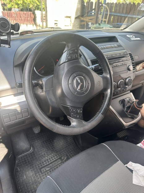 Mazda 5 Gta elad 