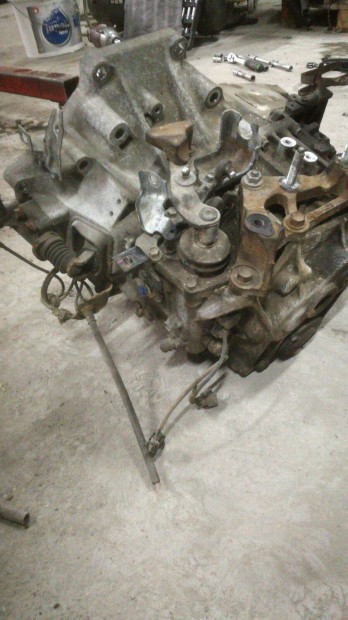 Mazda 6 2.2 sebvltk eladk