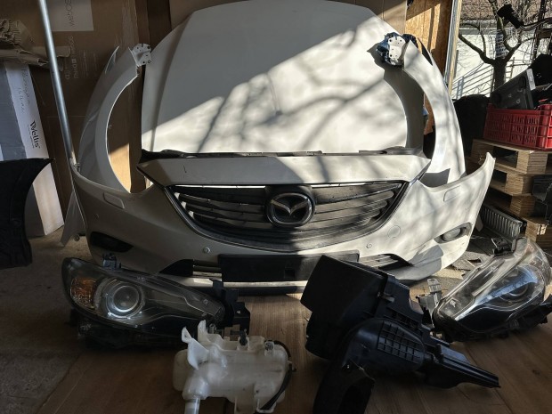 Mazda 6 GJ csavaros eleje