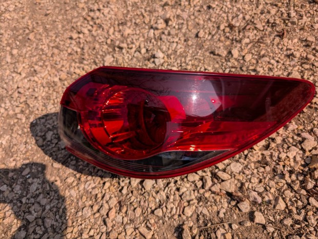 Mazda 6 GJ hátsó lámpák jobb bal külső, belső lámpa