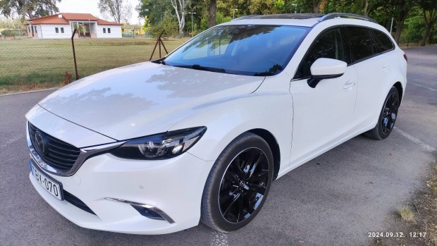 Mazda 6 Sport kombi 2,2 CD Revolution Top(Automata)