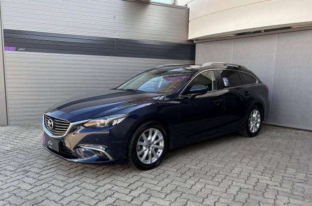 Mazda 6 Sportkombi 2.2 CD AWD Attraction Garanc...