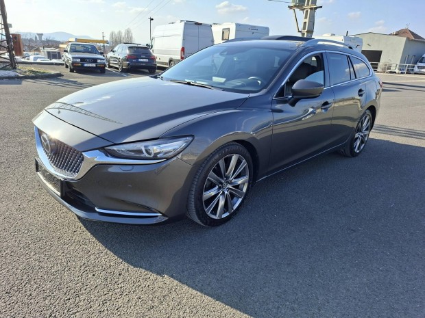 Mazda 6 Sportkombi 2.2 CD AWD Takumi Plus (Auto...