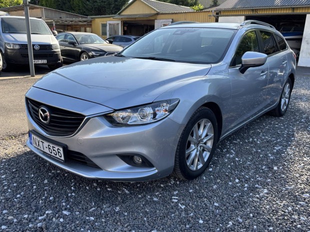 Mazda 6 Sportkombi 2.2 CD Challenge Magyarorszá...