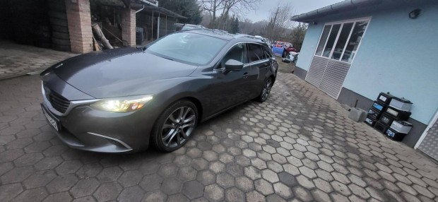 Mazda 6 Sportkombi 2.2 CD Revolution Top (Autom...