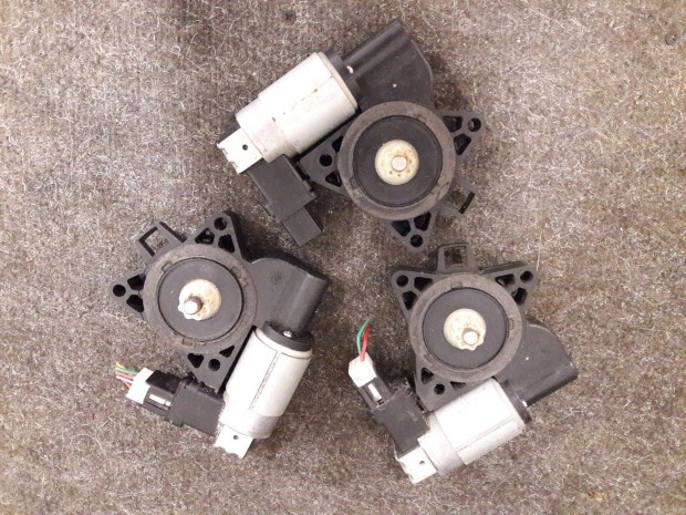 Mazda 6 ablakemel motor 3db egyben elad