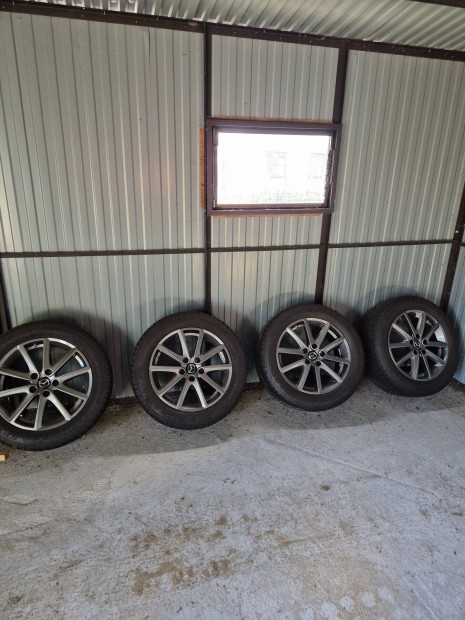 Mazda 6 alufelni Dunlop tligumival 2017