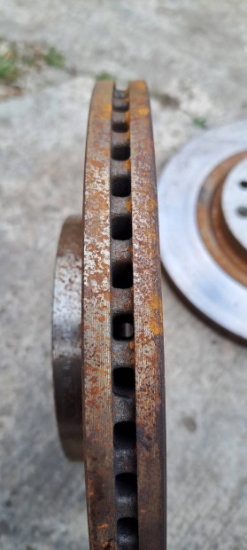 Mazda 6 els� f�kt�rcsa szett + f�kbet�t