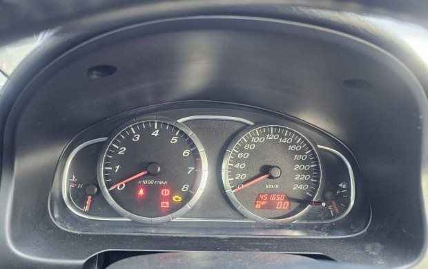 Mazda 6 kilométer km óra Müszercsoport 9000