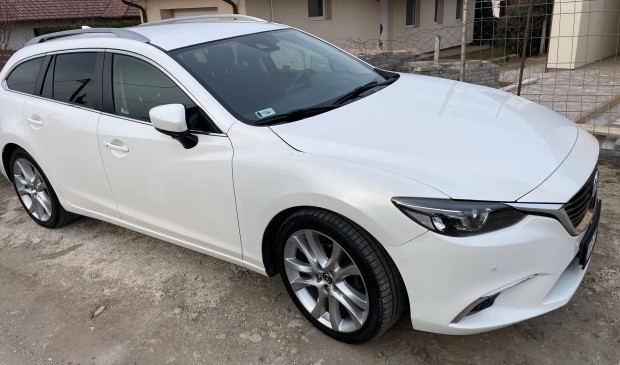 Mazda 6 sportkombi 2.2 CD AWD Skyactive