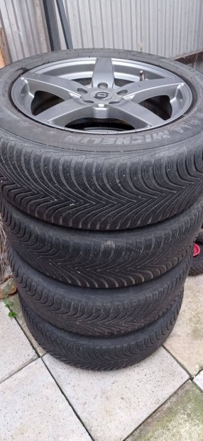 Mazda 6 tli gumik akufelniken, 225/55/17