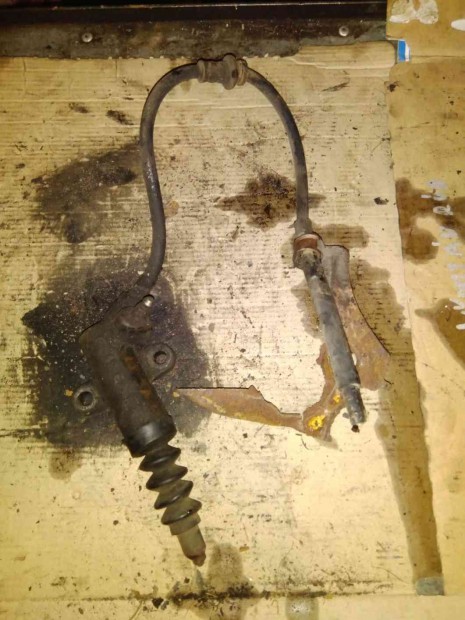 Mazda B2200 Als� Kuplung Munkahenger