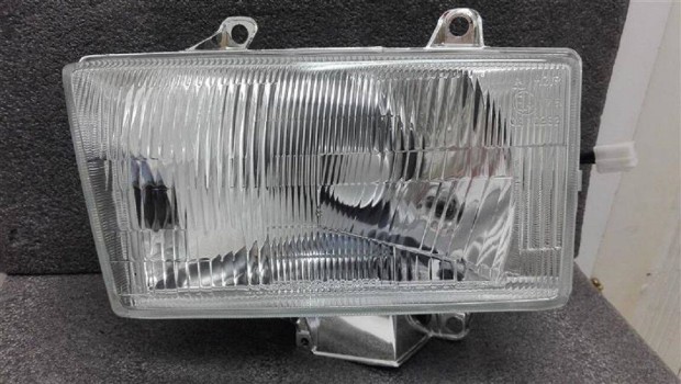 Mazda B2500 f�nysz�r� bal �s jobb 1999 -> 2002 (H4)