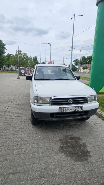Mazda B2500 magánszemélytől áfa nincs!