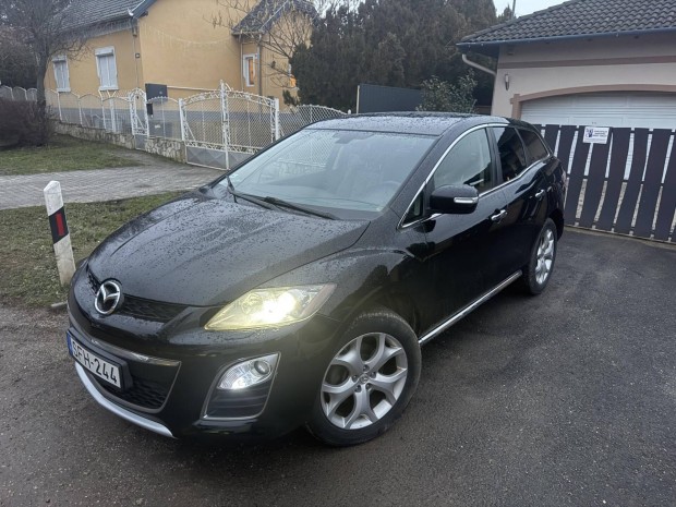 Mazda CX-7 2.2 CD Revolution Szervizk�nyv. �ssz...