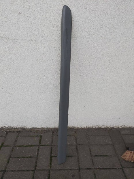 Mazda MPV ajt� d�szl�c 2004-ig