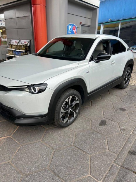 Mazda MX-30 35,5kWh e-Skyactiv Advantage