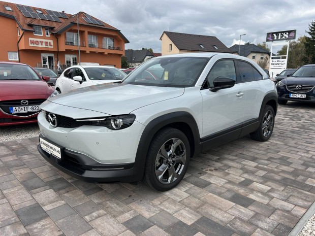 Mazda MX-30 35,5kWh e-Skyactiv Launch Edition K...