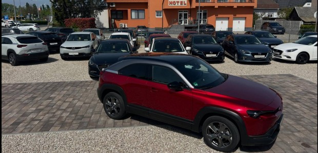 Mazda MX-30 35,5kWh e-Skyactiv Launch Edition V...