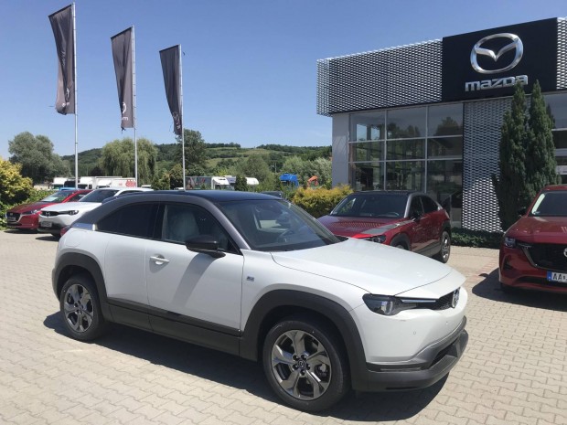 Mazda MX-30 35,5kWh e-Skyactiv Makoto Modern Co...