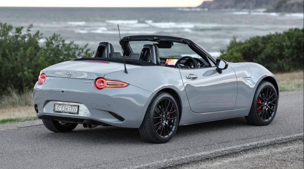 Mazda MX-5 1.5i Skyactiv Homura Navi! Carplay/A...