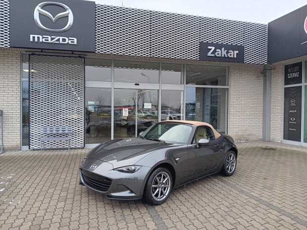 Mazda MX-5 1.5i Skyactiv Kazari 132le 6MT - K�s...