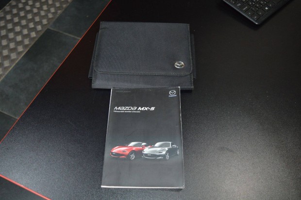Mazda MX-5 kezelési útmutató