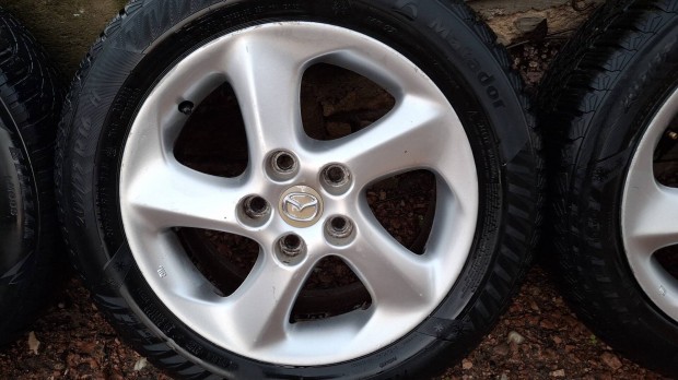 Mazda Xedos 9. 6x16. Et55. 5x114.3 felni téli gumival