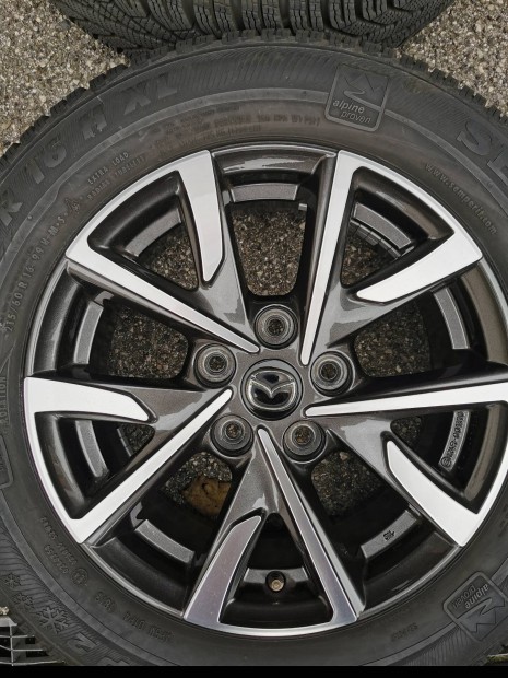 Mazda  CX-3 alufelni tligumival 