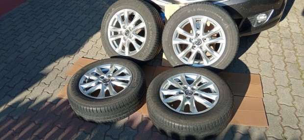 Mazda alufelni 16" garnitra, eredeti gyri, nyri gumival