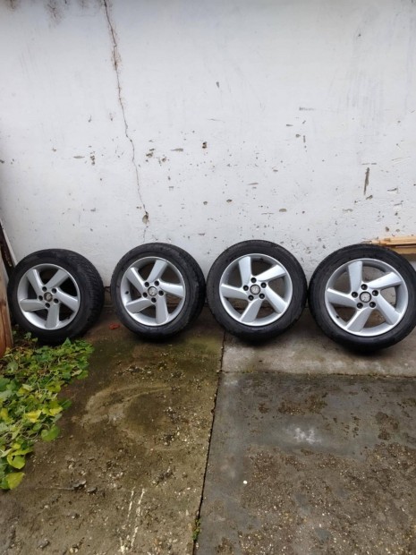 Mazda alufelnik eladk