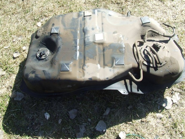 Mazda cx5 ke 2.2 dizel üzemanyag tank