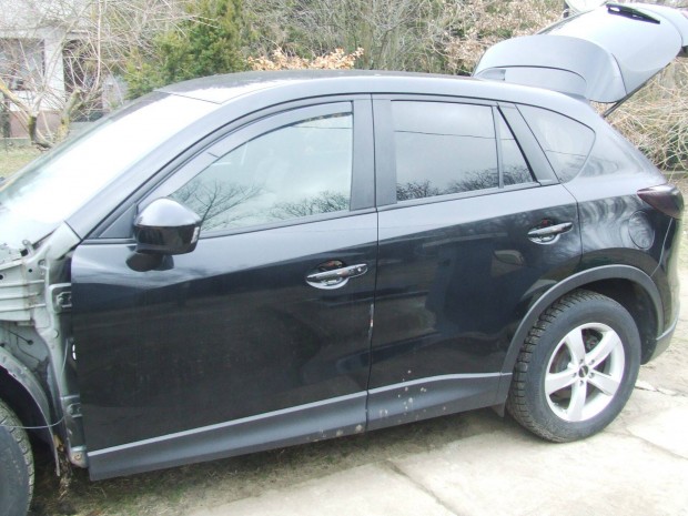 Mazda cx5 ke bal hátsó ajtó kompletten