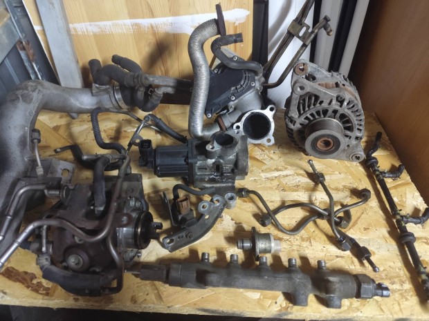 Mazda cx7 alkatr�szek 