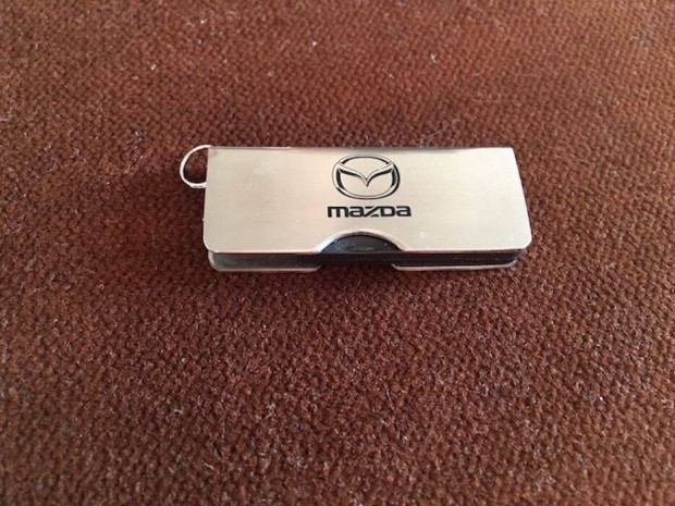 Mazda elegns krm 2.0 USB pendrive 8 GB