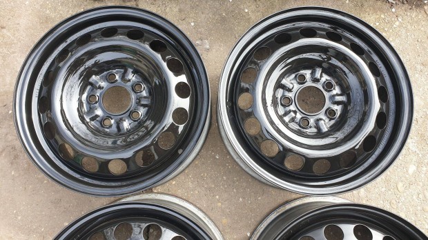 Mazda felni 16" col ET50