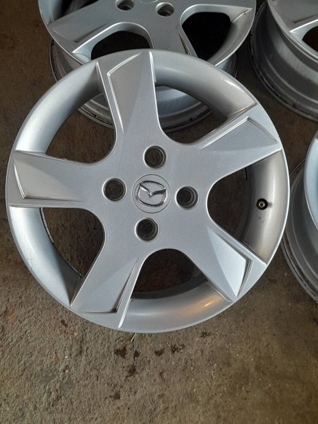 Mazda ford Peugeot citroen r15 4x108 felni alufelni