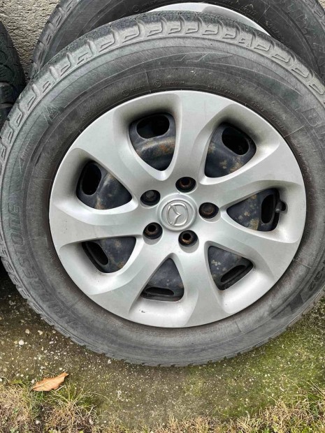 Mazda gyri lemezfelni dsztrcsval 16"