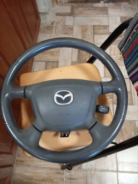 Mazda mpv 2004-es kormny elad 