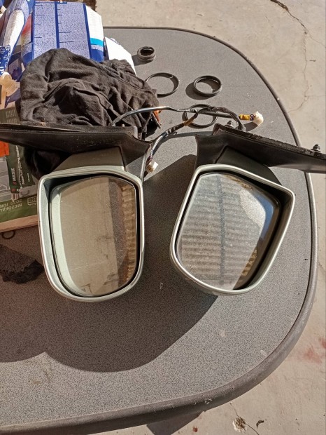 Mazda mpv pillanto tkr egyben elad 