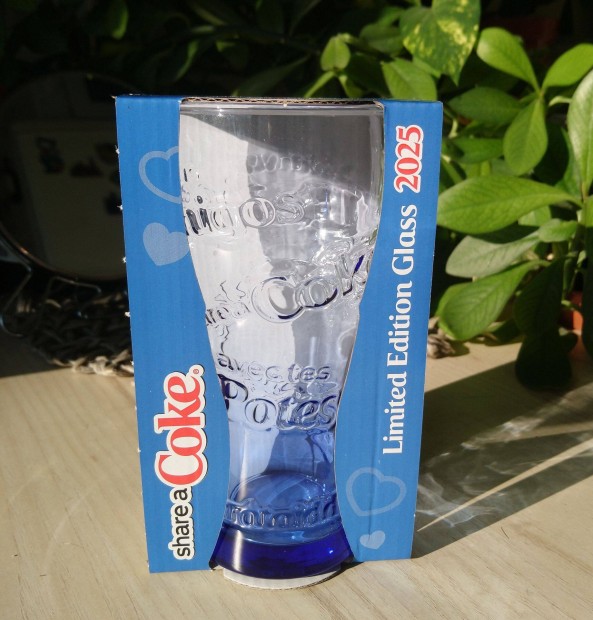 McDonalds pohár kék 2025 Coca-Cola