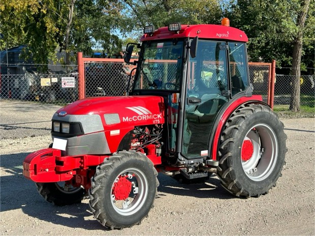 Mccormick V75 keskeny nyomtv ltetvny traktor